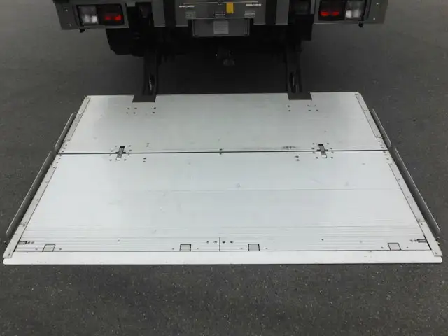 日野 レンジャー 中型/増トン 冷凍冷蔵 低温 パワーゲートの中古トラック画像6