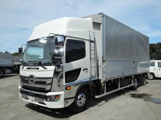 日野 レンジャー 中型/増トン ウイング エアサス ベッドの中古トラック画像1