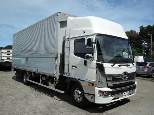 日野 レンジャー 中型/増トン ウイング エアサス ベッドの中古トラック画像3