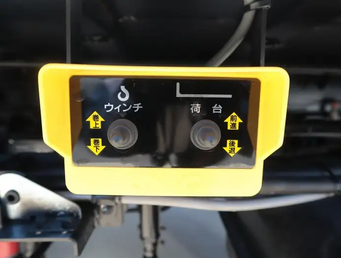 三菱 ファイター 中型/増トン 車両重機運搬 ラジコン ウインチの中古トラック画像4