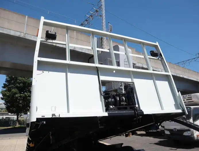 三菱 ファイター 中型/増トン 車両重機運搬 ラジコン ウインチの中古トラック画像10