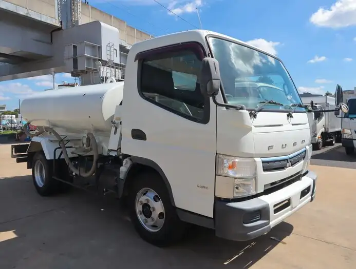 三菱 キャンター 小型 タンク車 散水車 TPG-FEB90の中古トラック画像2