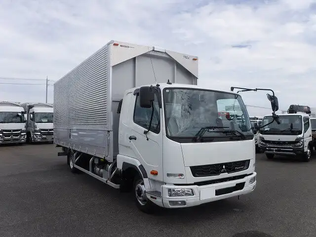 三菱 ファイター 中型/増トン ウイング エアサス ベッドの中古トラック画像3