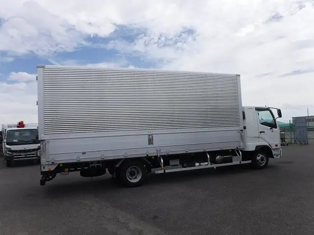 三菱 ファイター 中型/増トン ウイング エアサス ベッドの中古トラック画像4