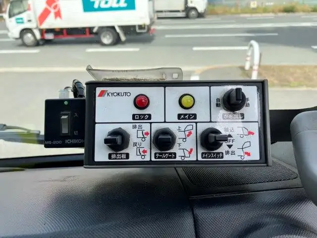 日野 デュトロ 小型 パッカー車 プレス式 TKG-XZU600Xの中古トラック画像16