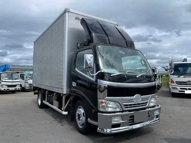 トヨタ ダイナ 小型 アルミバン サイドドア BDG-XZU344の中古トラック画像1