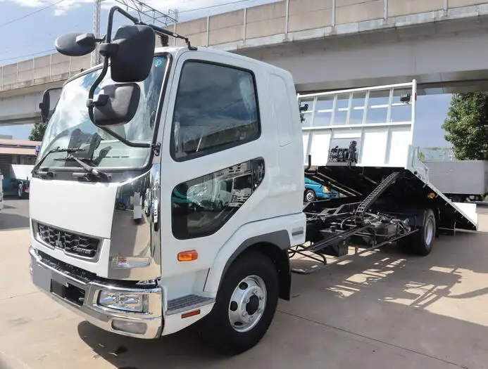 三菱 ファイター 中型/増トン 車両重機運搬 ラジコン ウインチの中古トラック画像1