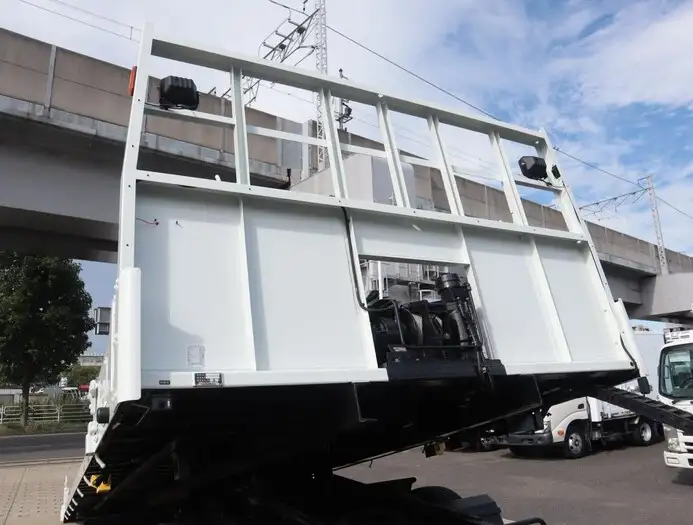 三菱 ファイター 中型/増トン 車両重機運搬 ラジコン ウインチの中古トラック画像12