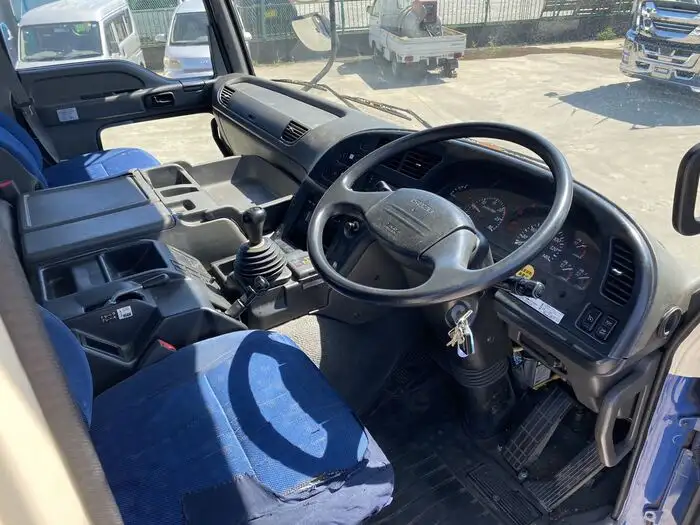 いすゞ ギガ 大型 トラクター ハイルーフ 1デフの中古トラック画像11