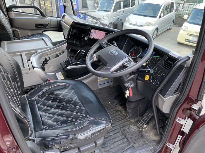 日産UD クオン 大型 タンク車 バルク 2PG-CD5BA｜画像11