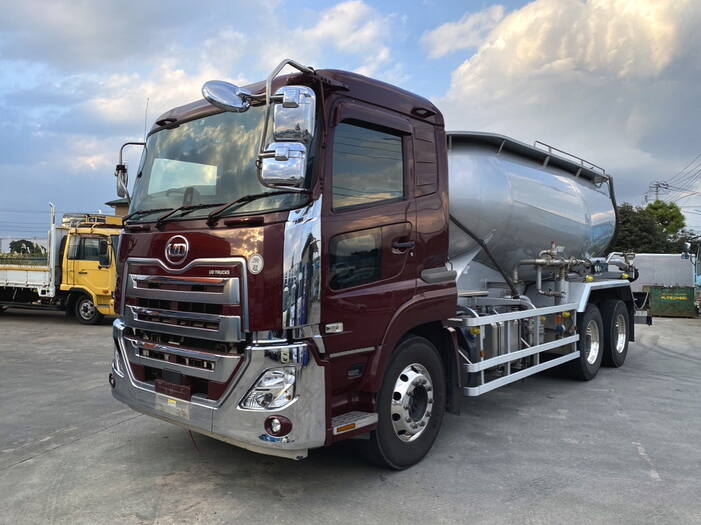 日産UD クオン 大型 タンク車 バルク 2PG-CD5BA