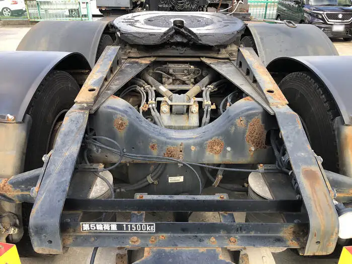 いすゞ ギガ 大型 トラクター ハイルーフ 2デフの中古トラック画像8