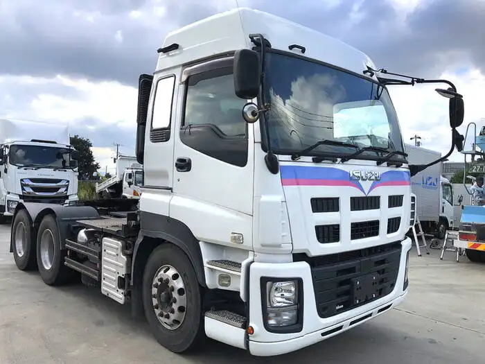 いすゞ ギガ 大型 トラクター ハイルーフ 2デフの中古トラック画像3