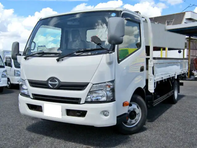 日野 デュトロ 小型 平ボディ XZU710 H26の中古トラック画像1