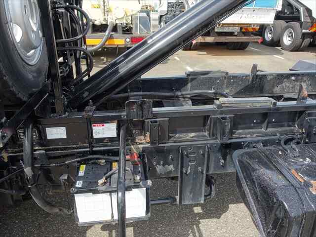 日産UD コンドル 中型 アームロール ツインホイスト PB-MK36A｜画像16