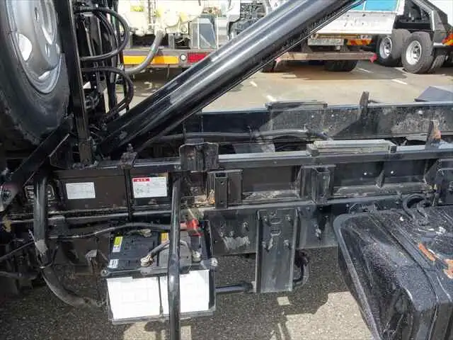 日産UD コンドル 中型/増トン アームロール ツインホイスト PB-MK36Aの中古トラック画像16