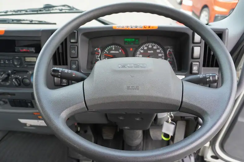 いすゞ フォワード 中型/増トン クレーン付 4段 ラジコンの中古トラック画像11
