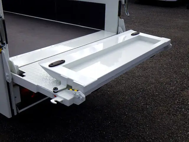 トヨタ ダイナ 小型 平ボディ パワーゲート 2DG-GDY231の中古トラック画像8