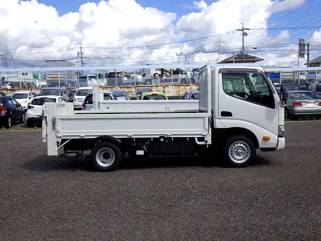 トヨタ ダイナ 小型 平ボディ パワーゲート 2DG-GDY231の中古トラック画像2