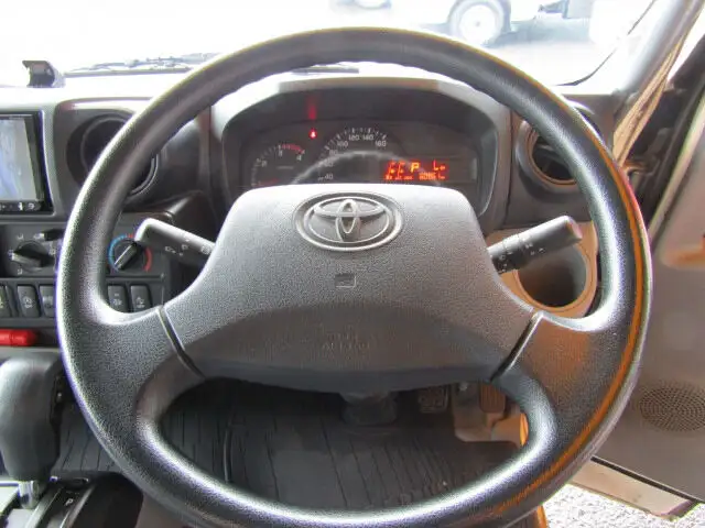 トヨタ トヨエース 小型 平ボディ XZU605 H30の中古トラック画像9
