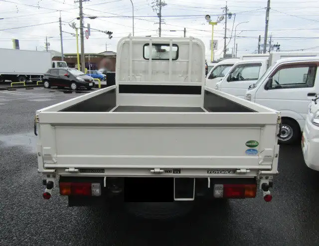トヨタ トヨエース 小型 平ボディ XZU605 H30の中古トラック画像3