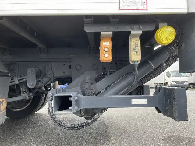 いすゞ エルフ 小型 アルミバン パワーゲート TRG-NLR85ANの中古トラック画像18