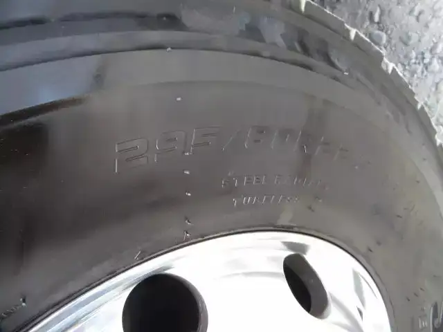 スカニア トラック 大型 トラクター ハイルーフ ベッドの中古トラック画像20
