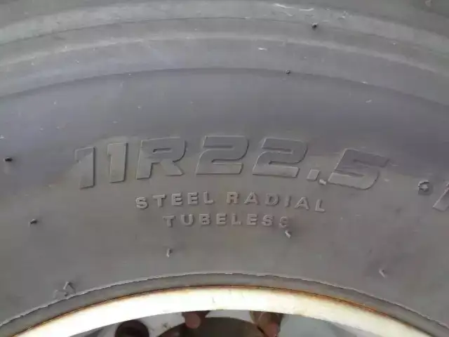 いすゞ ギガ 大型 トラクター ハイルーフ 1デフの中古トラック画像20