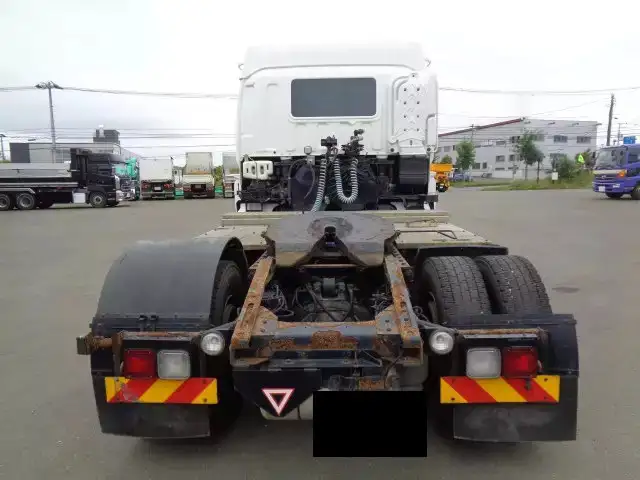 いすゞ ギガ 大型 トラクター ハイルーフ 1デフの中古トラック画像4