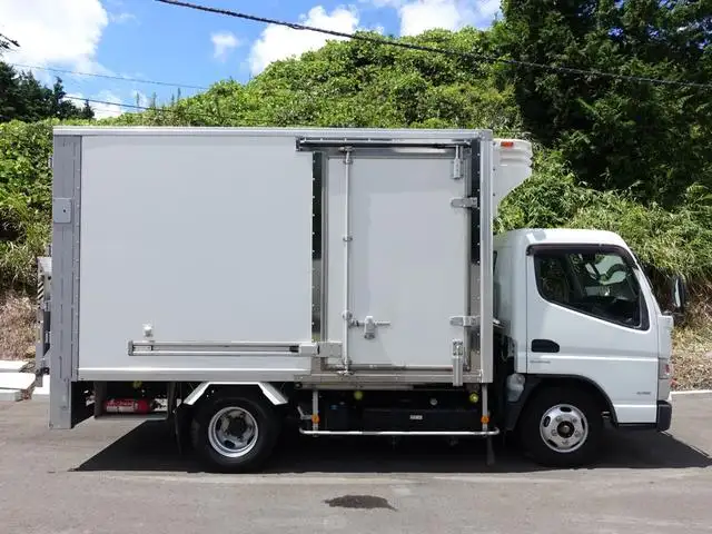 三菱 キャンター 小型 冷凍冷蔵 低温 パワーゲートの中古トラック画像2