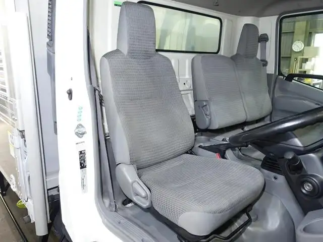 トヨタ トヨエース 小型 ウイング TKG-XZU720 H26の中古トラック画像9