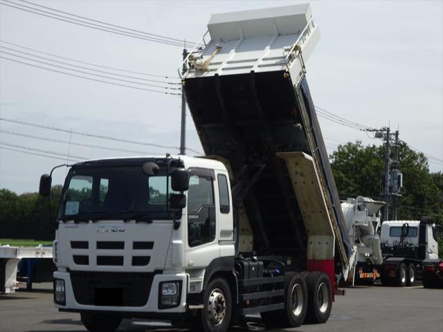 いすゞ ギガ 大型 ダンプ