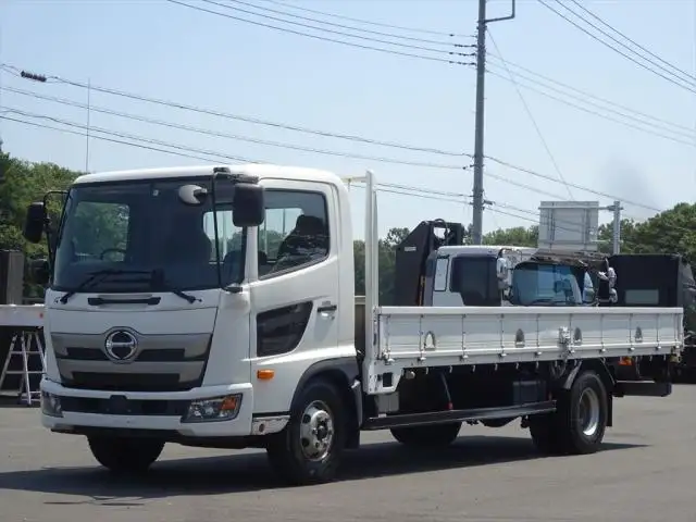 日野 レンジャー 中型/増トン 平ボディ 2KG-FC2ABA H29の中古トラック画像1