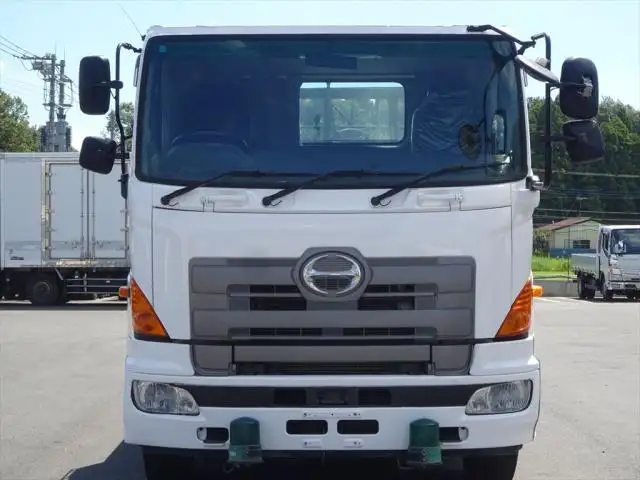 日野 プロフィア 大型 トラクター 2デフ ベッドの中古トラック画像2