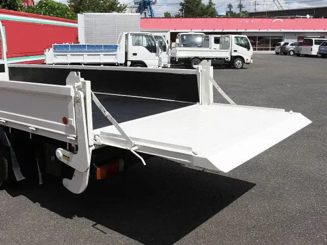 日野 デュトロ 小型 平ボディ パワーゲート TKG-XZU650Mの中古トラック画像7