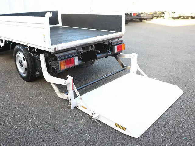 いすゞ エルフ 小型 平ボディ Wキャブ パワーゲートの中古トラック画像6