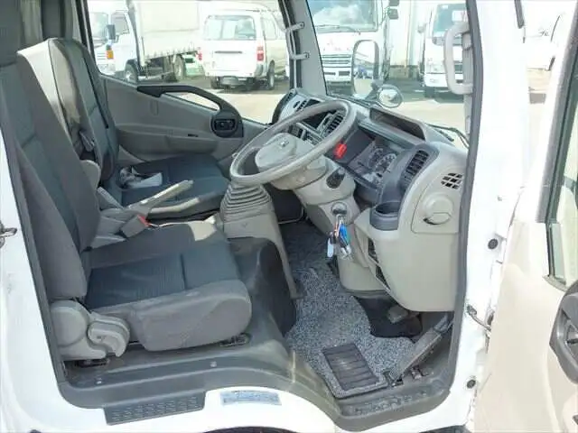 日産 アトラス 小型 平ボディ TKG-SZ5F24 H28の中古トラック画像11