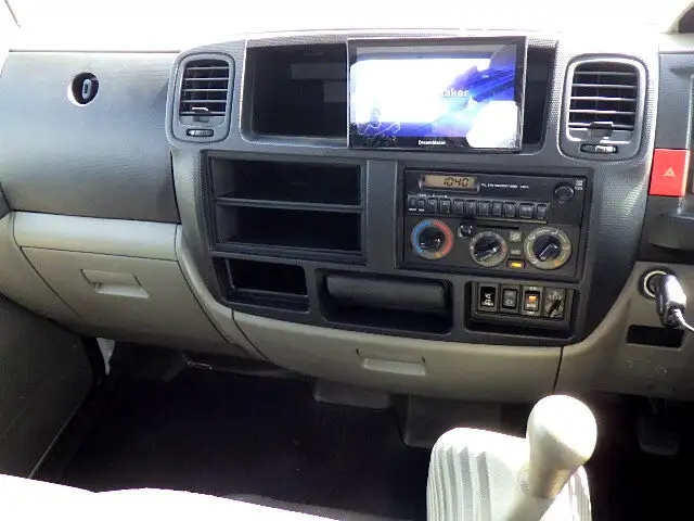 日産 アトラス 小型 平ボディ 床鉄板 SKG-TZ2F24の中古トラック画像10