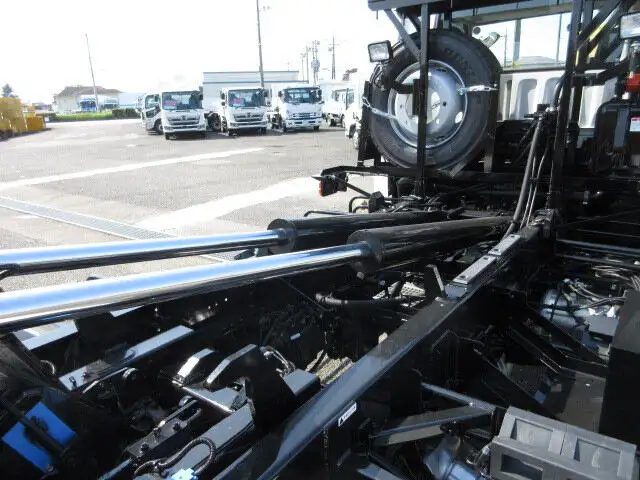 三菱 ファイター 中型/増トン アームロール ツインホイスト ベッドの中古トラック画像15