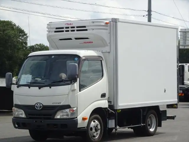 トヨタ ダイナ 小型 冷凍冷蔵 低温 床ステンの中古トラック画像1