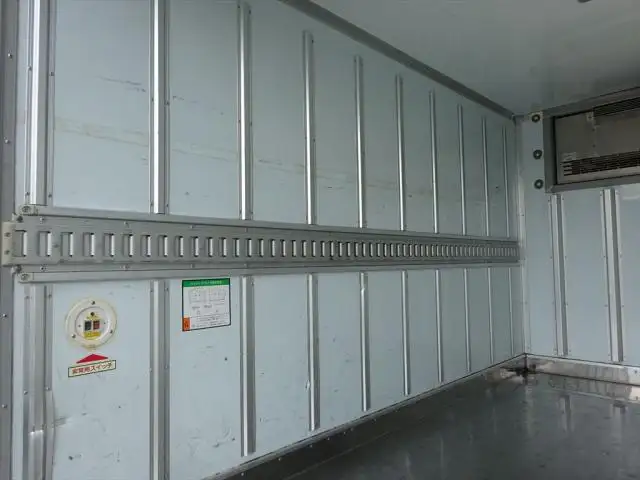 トヨタ ダイナ 小型 冷凍冷蔵 低温 床ステンの中古トラック画像10