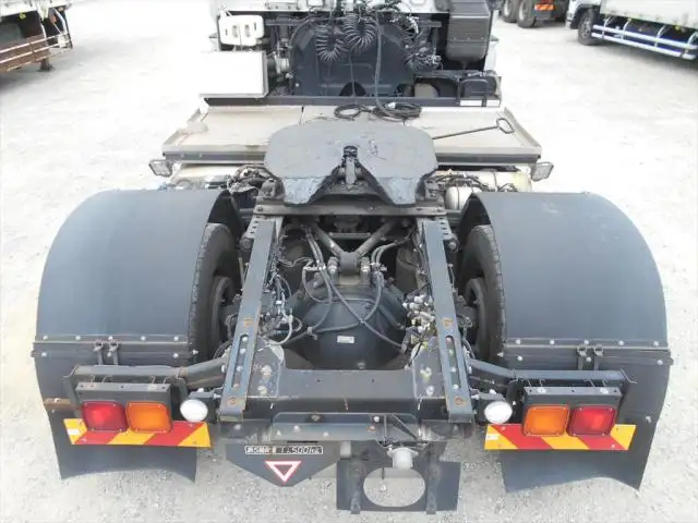 いすゞ ギガ 大型 トラクター ハイルーフ 1デフの中古トラック画像15