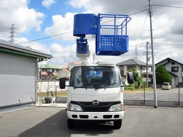 日野 デュトロ 小型 高所・建柱車 高所作業車 TKG-XZU640Fの中古トラック画像2