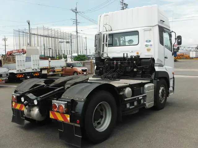 日産UD クオン 大型 トラクター ハイルーフ 1デフの中古トラック画像4