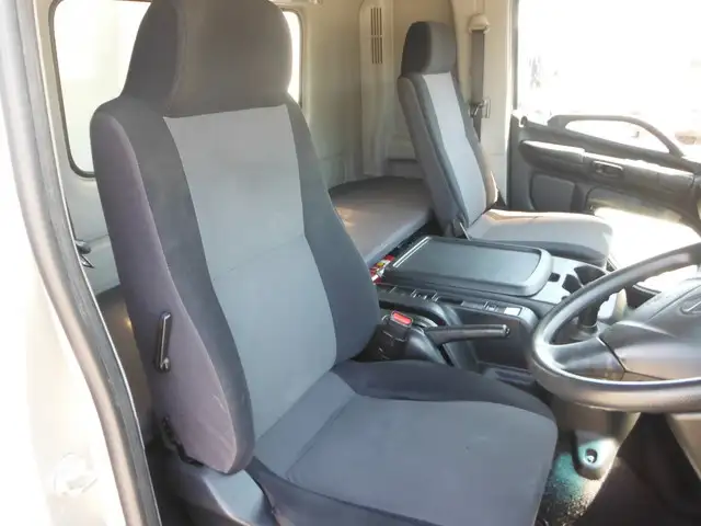 日野 レンジャー 中型/増トン ウイング ベッド SKG-FD7JLAAの中古トラック画像9