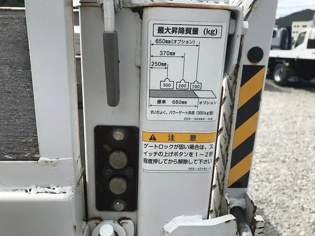 マツダ ボンゴ 小型 平ボディ パワーゲート ABF-SKP2Tの中古トラック画像6