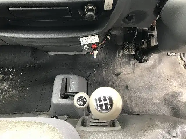 日産 バネット 小型 平ボディ パワーゲート 床鉄板の中古トラック画像12