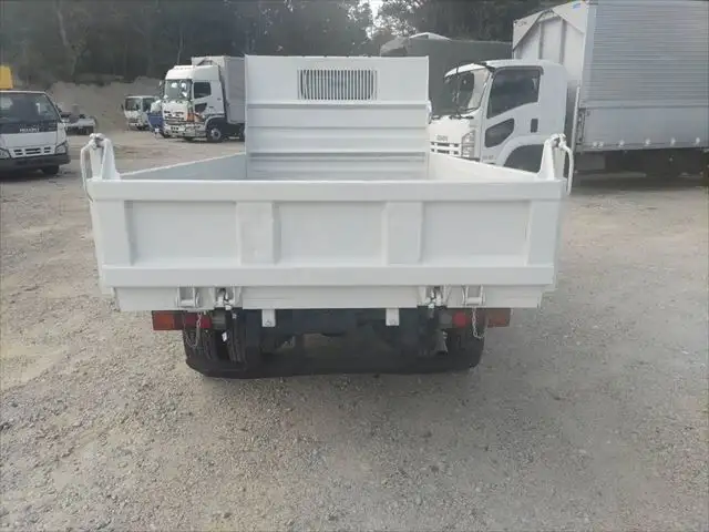 三菱 キャンター 小型 ダンプ PA-FE71DBD-524125 H18の中古トラック画像3