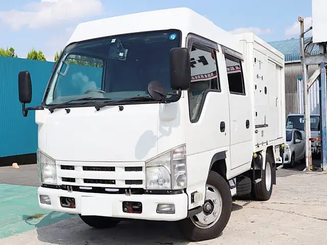 いすゞ エルフ 小型 アルミバン Wキャブ SKG-NJR85Aの中古トラック画像1