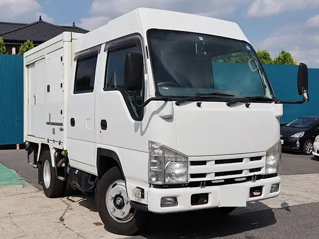いすゞ エルフ 小型 アルミバン Wキャブ SKG-NJR85Aの中古トラック画像2